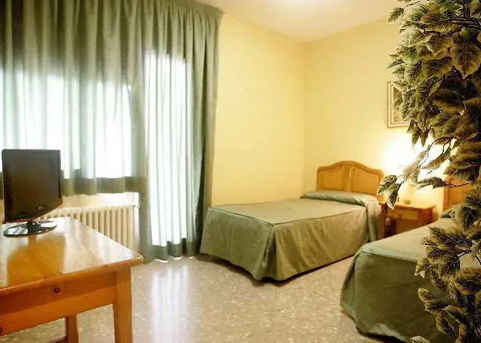 Del Senglar ゲストハウス