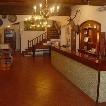 Pensión Del Senglar