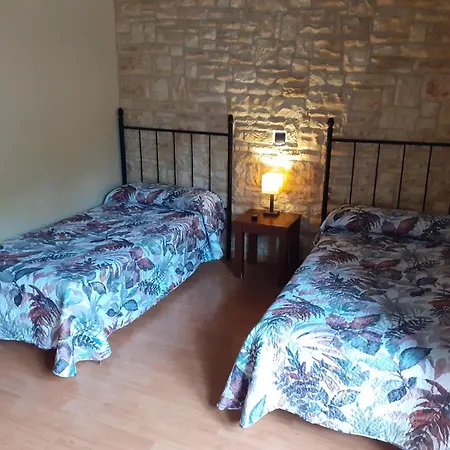Del Senglar Гостевой дом 3*